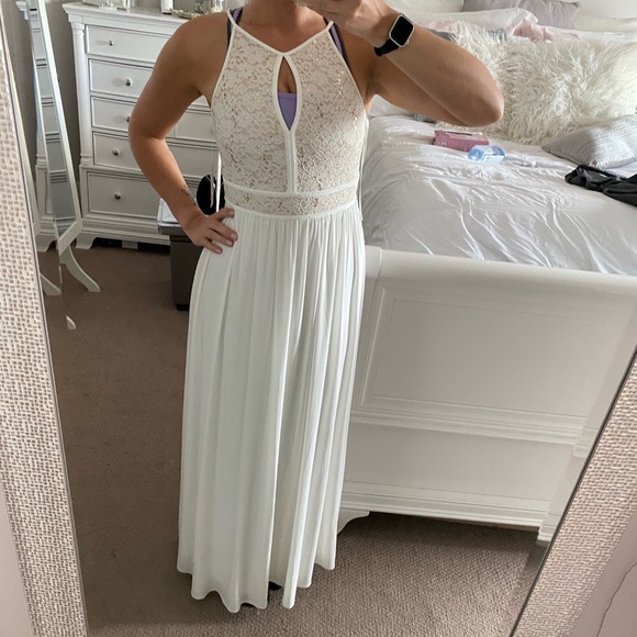 NWT Cream & Gold Flowy Lace Dress ✨host pick✨ - Picture 10 of 10